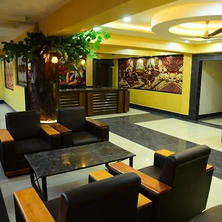 Vaishnavi Residency Tiptur Hotel Tarikere Exterior photo