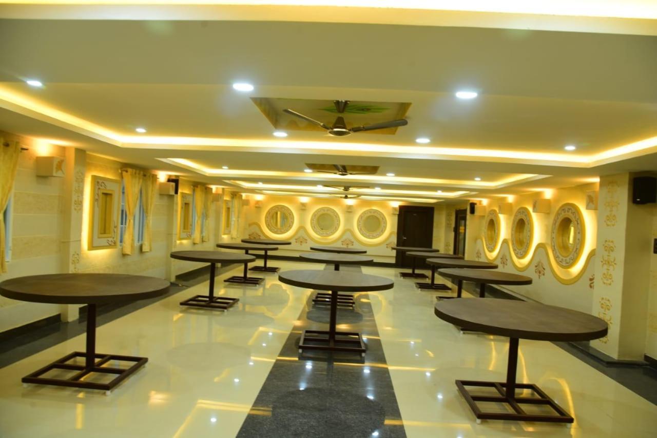 Vaishnavi Residency Tiptur Hotel Tarikere Exterior photo