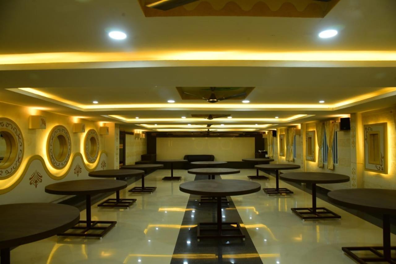 Vaishnavi Residency Tiptur Hotel Tarikere Exterior photo